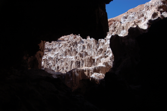 Dans la grotte de la Valle de la Luna