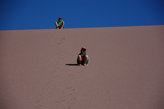 Sur les dunes de la Valle de la Luna