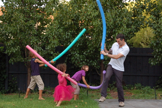 Bataille de frites avec Emma et Adam