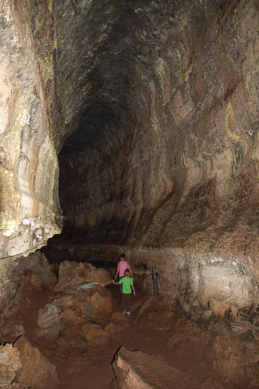 Dans le tunnel de lave