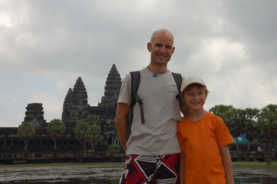Devant Angkor Vat