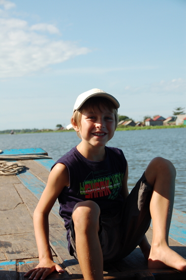 Sur le Tonlé Sap