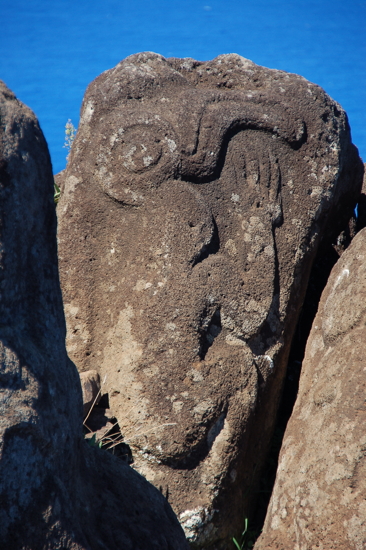 Pétroglyphe de Tangata-Manu (homme-oiseau) au village de Orongo