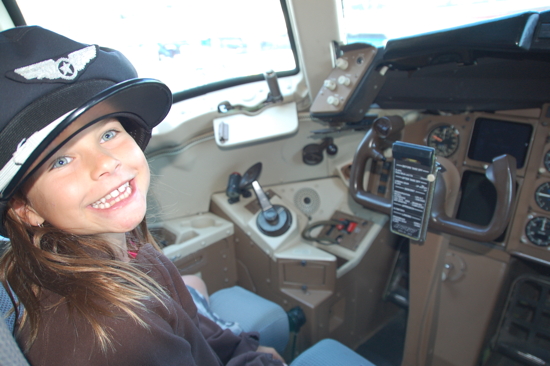 Y a-t-il une pilote dans l'avion?