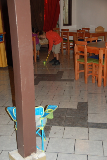 Minigolf dans l'hôtel