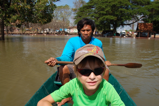 Dans les temples d'Ayutthaya