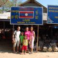 Débarquement sur une île du Laos
