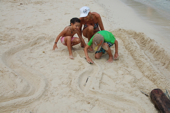 Circuit de billes sur la plage