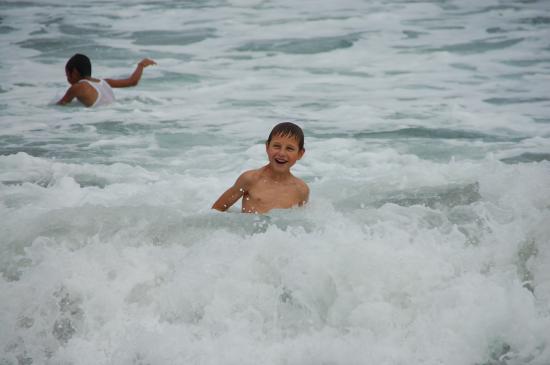 Dans les vagues de Kuta