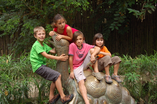Au Singapore Zoo avec Arthur et Cléa